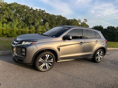 Used 2020 Mitsubishi Outlander Sport ES FWD image 2