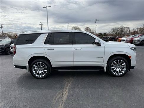 Used 2022 Chevrolet Tahoe Premier w/ Premium Package 2 AWD/4WD image 6