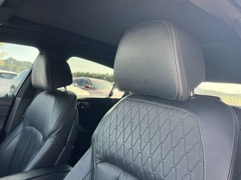 Used 2020 BMW X6 M50i AWD/4WD image 14
