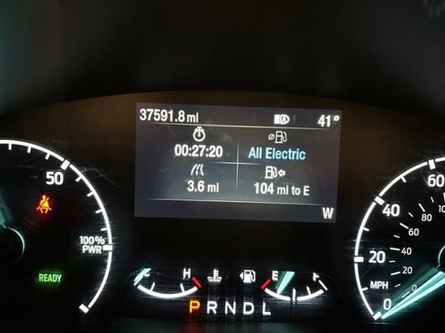 Certified 2023 Ford Maverick XLT image 9