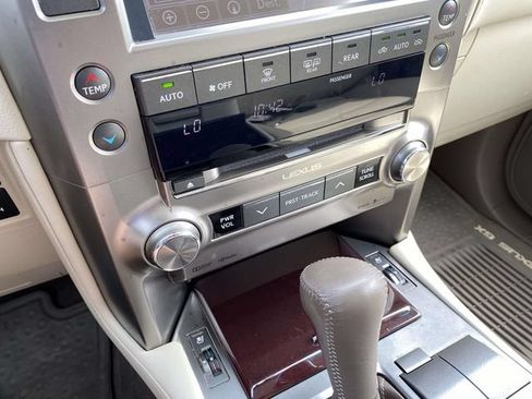 Used 2016 Lexus GX 460 w/ Premium Package AWD/4WD image 20