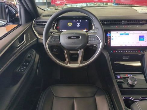 New 2026 Jeep Grand Cherokee Limited image 16