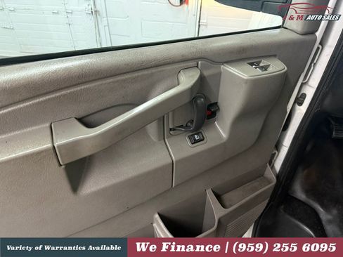 Used 2018 Chevrolet Express 2500 w/ Driver Convenience Package RWD image 22