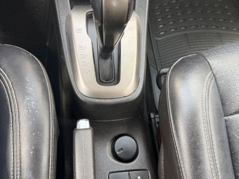 Used 2016 Chevrolet Sonic LTZ FWD image 18