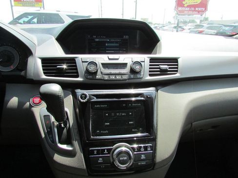 Used 2017 Honda Odyssey Touring Elite image 18