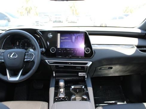 Certified 2024 Lexus RX 350 FWD w/ Technology Package image 10