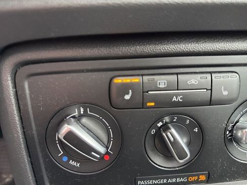 Used 2014 Volkswagen Beetle R-Line image 16