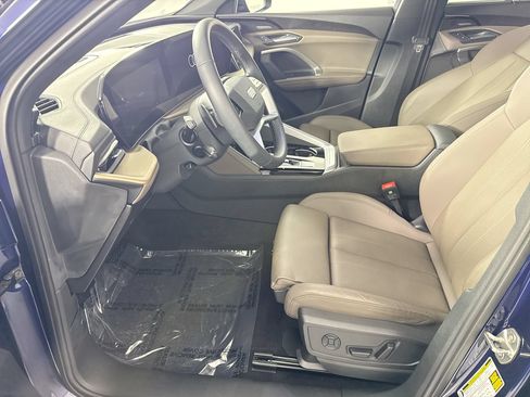 Used 2025 Audi Q5 Prestige AWD/4WD image 9