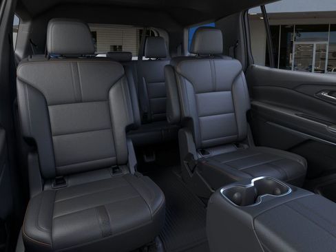 New 2026 Chevrolet Traverse High Country w/ LPO, Floor Liner Package AWD/4WD image 17
