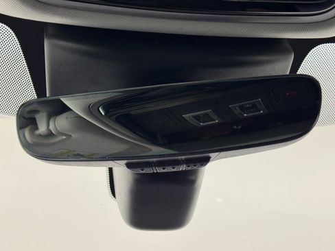 Used 2022 Land Rover Range Rover Sport SVR Carbon Edition image 37