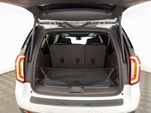Used 2023 GMC Yukon XL Denali image 23