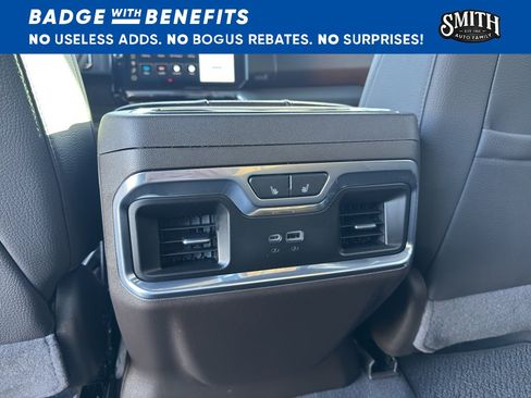 Used 2025 GMC Sierra 1500 Denali w/ Technology Package AWD/4WD image 18