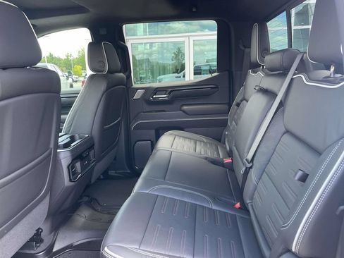 Used 2025 GMC Sierra 1500 AT4X AWD/4WD image 11