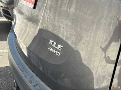 Used 2014 Toyota RAV4 XLE image 8