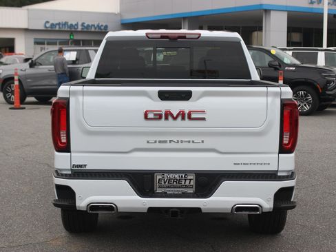 Used 2026 GMC Sierra 1500 Denali AWD/4WD image 6