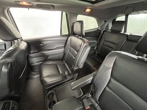 Used 2016 Honda Pilot Elite image 16