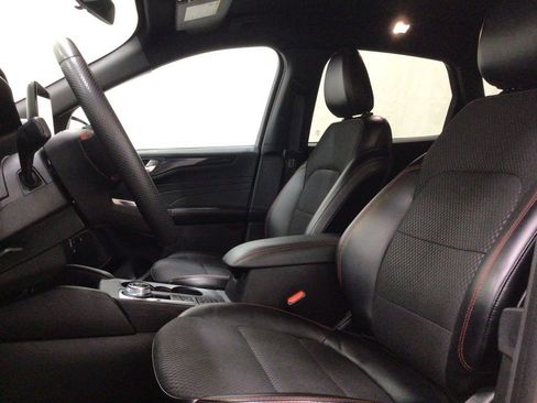 Used 2023 Ford Escape ST-Line AWD/4WD image 9