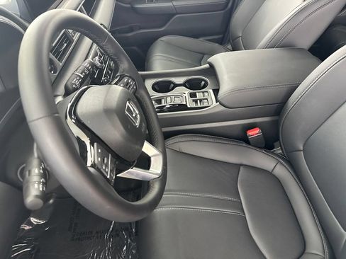 Certified 2026 Honda Pilot Touring image 22