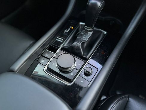 Used 2020 MAZDA MAZDA3 AWD Sedan w/ Preferred Package image 16