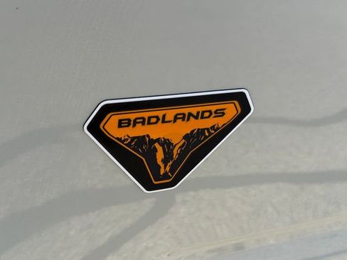 Used 2025 Ford Bronco Sport Badlands image 17