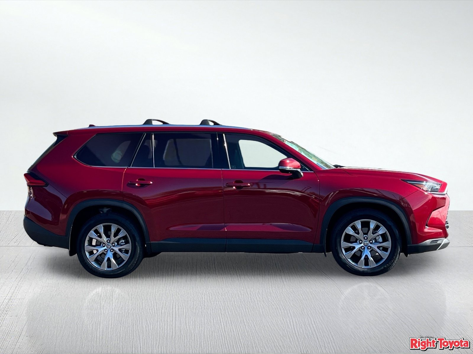 Certified 2024 Toyota Grand Highlander FWD image 8