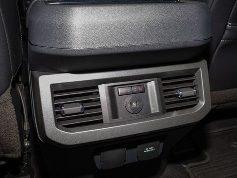 Used 2023 Ford F250 Lariat w/ Lariat Ultimate Package AWD/4WD image 24