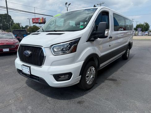Used 2023 Ford Transit 350 XLT RWD image 7