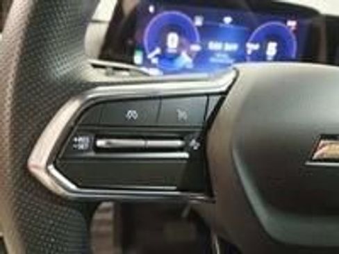 New 2025 Chevrolet Blazer EV LT AWD/4WD image 16