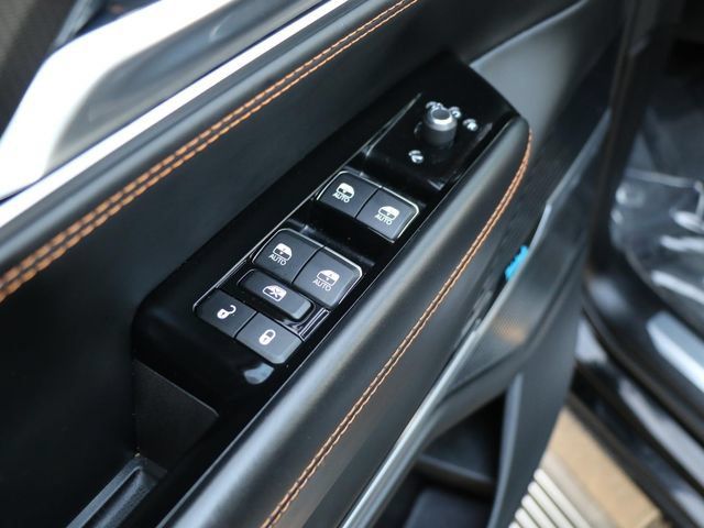 Used 2023 Jeep Grand Wagoneer Series III w/ Rear Seat Video Group 1 AWD/4WD image 21