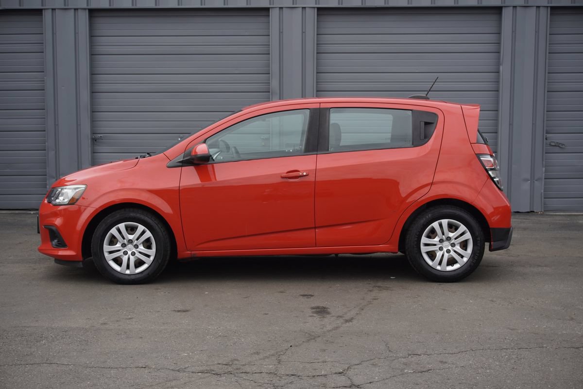 Used 2020 Chevrolet Sonic LT FWD image 2