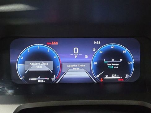 Used 2024 Toyota Tacoma TRD Off-Road image 28