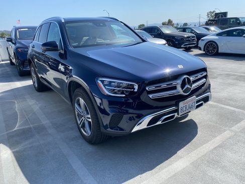 Certified 2022 Mercedes-Benz GLC 300 4MATIC image 2