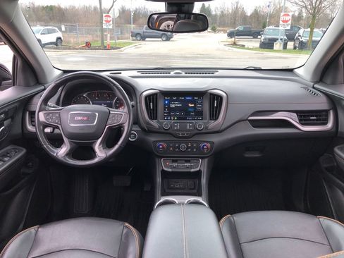 Used 2022 GMC Terrain AT4 AWD/4WD image 28