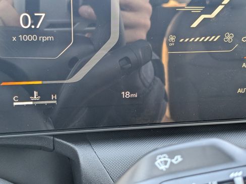 New 2025 Kia K4 GT-Line Turbo FWD image 33