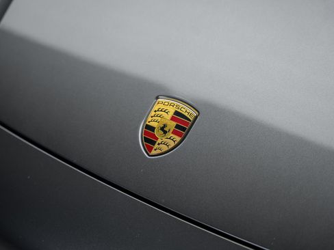 Used 2023 Porsche Cayenne Turbo AWD/4WD image 5