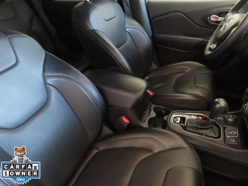 Used 2023 Jeep Cherokee Altitude Lux image 27