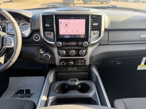 New 2026 RAM 1500 Big Horn AWD/4WD image 13