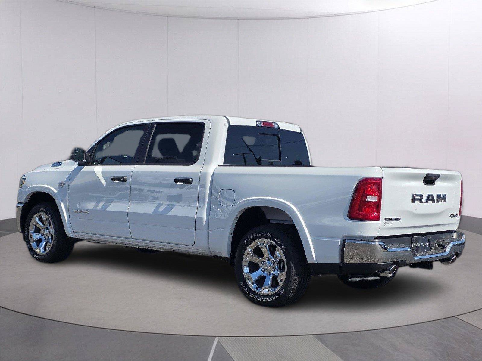 New 2027 RAM 3500 Big Horn AWD/4WD image 7