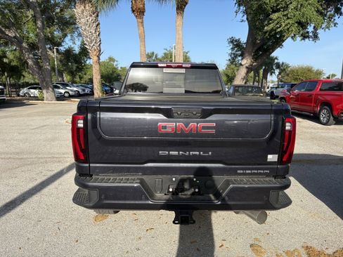 Used 2025 GMC Sierra 2500 Denali w/ Denali Reserve Package image 6