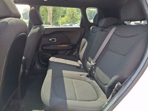 Used 2015 Kia Soul ! w/ Sun & Sound Package FWD image 19