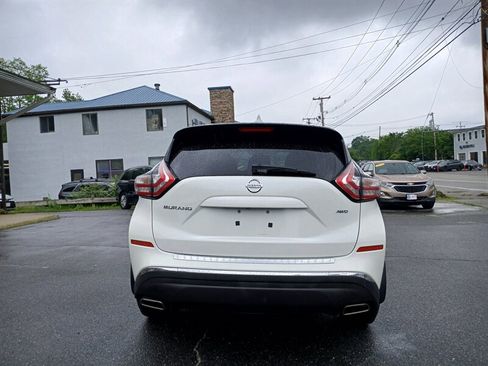 Used 2017 Nissan Murano S image 6