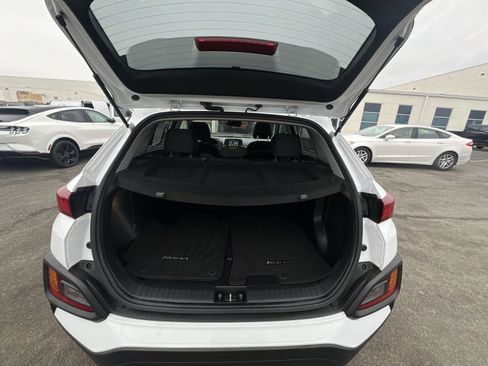 Used 2021 Hyundai Kona SEL Plus w/ Cargo Package image 25