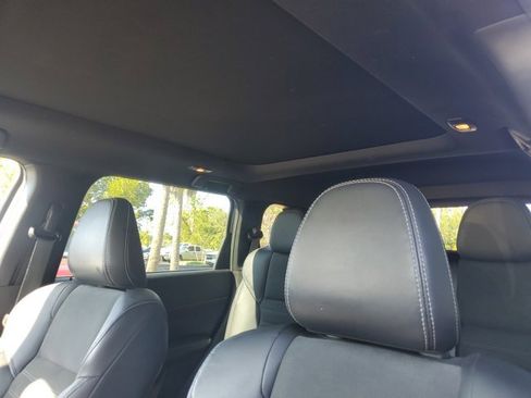 Used 2022 Mitsubishi Outlander SE image 24