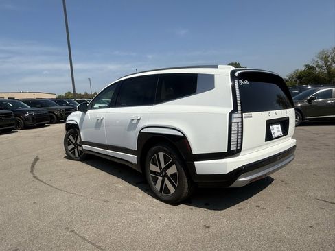 New 2026 Hyundai Ioniq 9 SEL image 7