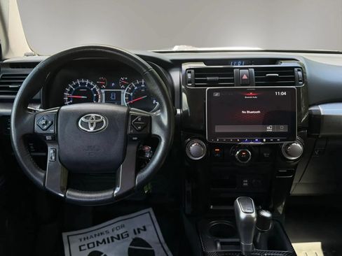Used 2018 Toyota 4Runner TRD Off-Road AWD/4WD image 26