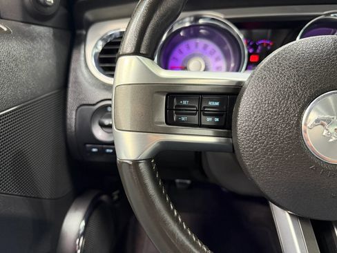 Used 2012 Ford Mustang GT Premium w/ Comfort Pkg RWD image 29