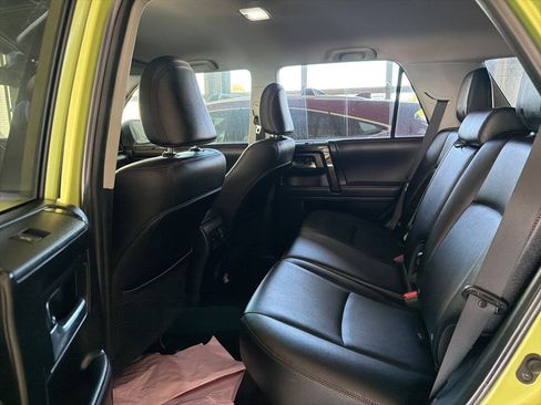 Used 2023 Toyota 4Runner TRD Off-Road Premium w/ Off Road Premium Plus Package image 9