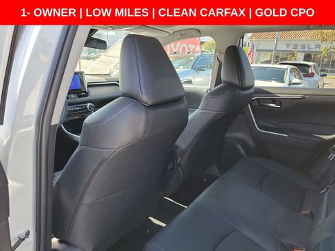 Used 2024 Toyota RAV4 XLE Premium FWD image 17