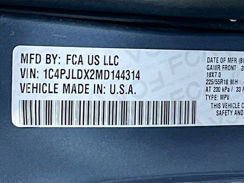 Used 2021 Jeep Cherokee Limited w/ Elite Package FWD image 33
