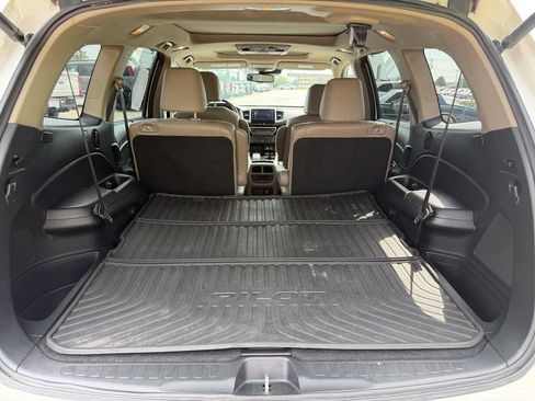 Used 2016 Honda Pilot Elite image 15